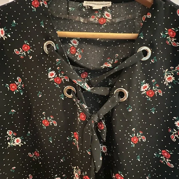 Blouse - Picture 2 of 2